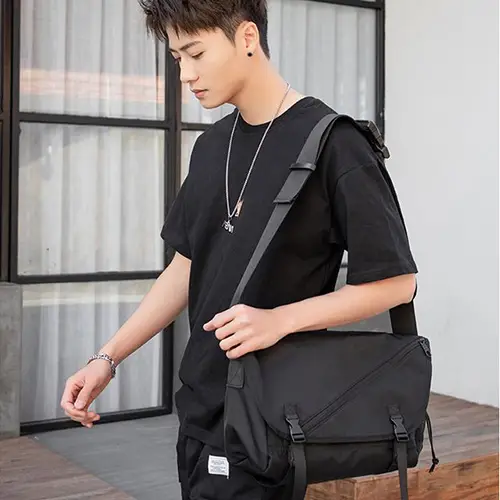  Rugged Multi-Functional Black Messenger Bag with Modern Design